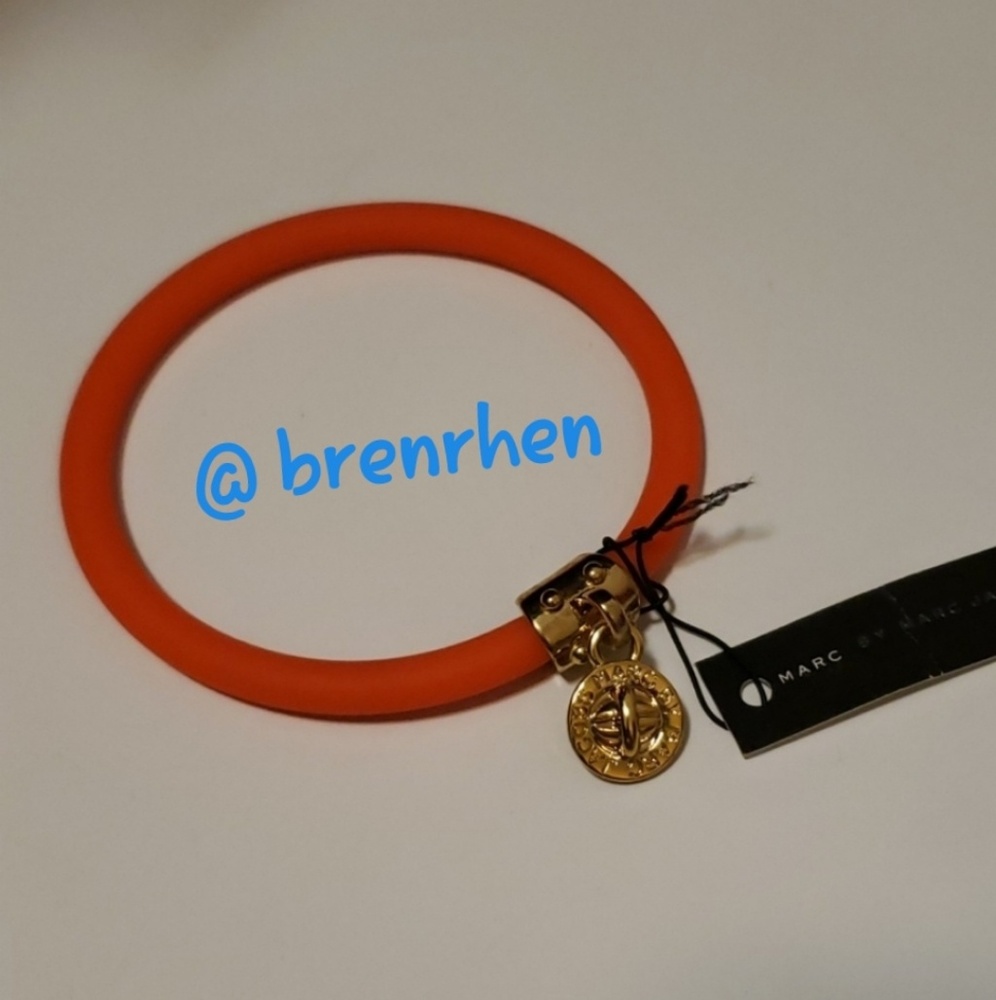 MARC JACOBS JELLY CHARM BRACELET